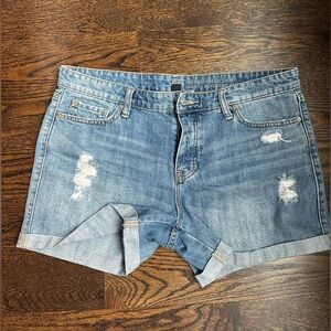 Gap sexy boyfriend shorts size 6